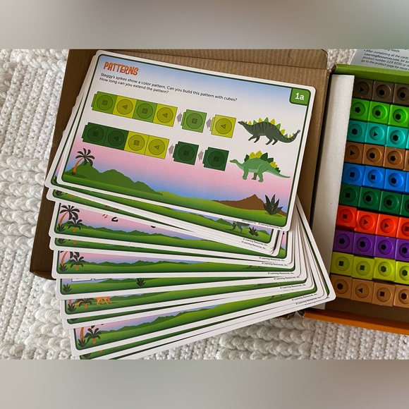 Learning Resources MathLink Cubes Kindergarten Math Activity Set: Dino Time! - Picture 6 of 8